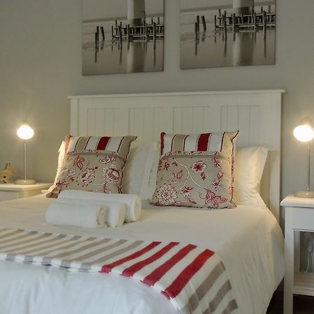 La Mer Guesthouse Port Elizabeth Bagian luar foto