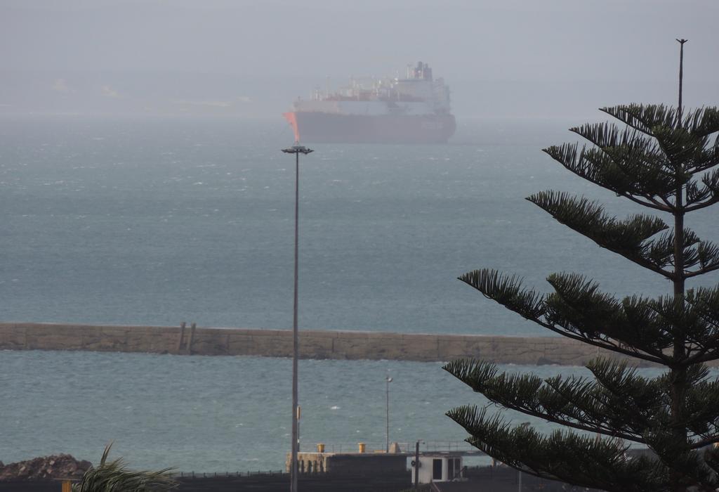 La Mer Guesthouse Port Elizabeth Bagian luar foto